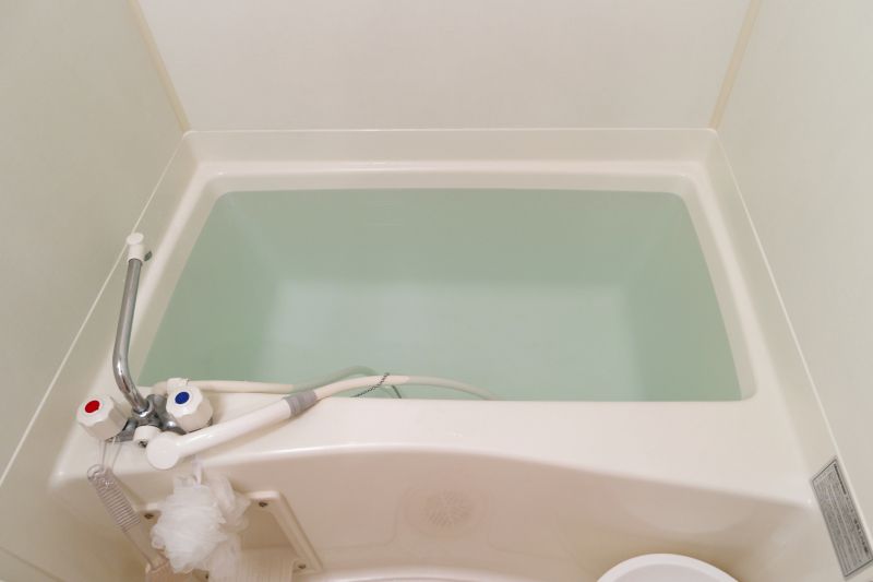 Final results of a refinished bathtub